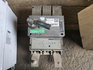 Merlin Gerin Compact C801H Circuit Breaker 800A