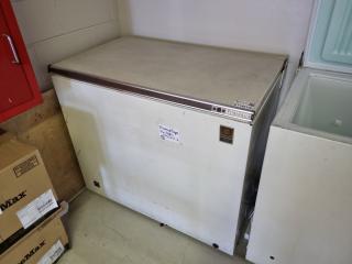 Frigidaire Chest Freezer