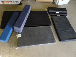 7x Assorted Cushions for Professional or Home Use