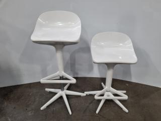 2x Adjustable Height White Stools