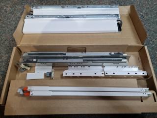 Blum Tanderbox Antaro for Tip-On Bluemotion Drawer Roller Assembly