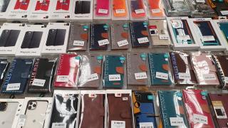 200 Assorted iPhone Model Phone Cases