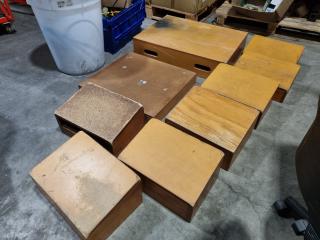9x Assorted Desktop/Benchtop Lecterns
