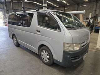 2006 Toyota Regius Ace Van