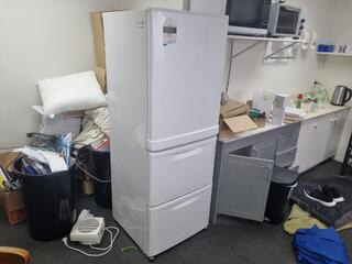 Mitsubishi 375L Refrigerator Freezer