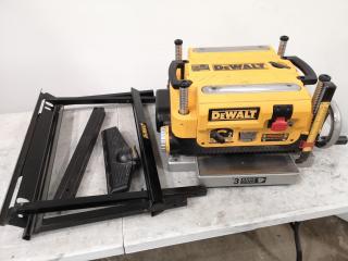 DeWalt 330mm Portable Thicknesser Planer DW735-xe