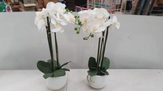 2 Artificial Flowers