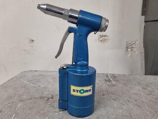 Storm Air Rivet Gun