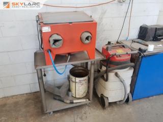 Sandblasting Cabinet and Vacuum