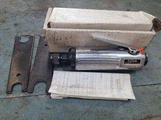 Vintage Chicago Pneumatic Air Die Grinder, As New condition!