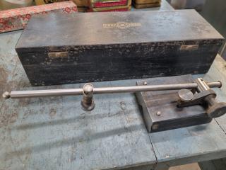 Moore & Wright No.407 Large Surface Gauge