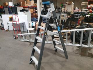 Industrial Stepladder 
