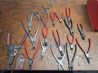Lot of 19 Pliers