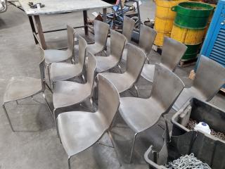 13x Stackable Chairs