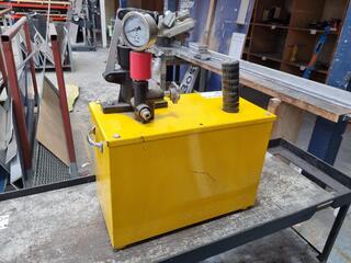 Manual Pressure Testing Pump by TLP