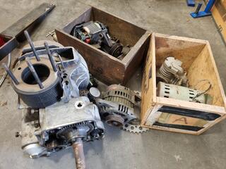 Vintage Single Cylinder Engine w/ Assorted Parts