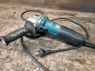 Makita Corded 125mm Angle Grinder GA5040C