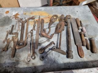 Assorted Vintage / Antique Tools