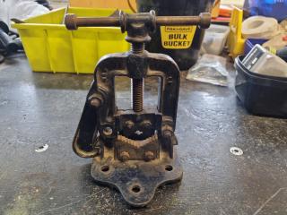 Vintage Woden Pipe Vice 180/1