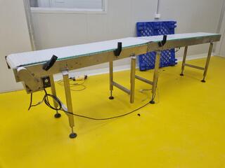Industrial Conveyor Belt Assembly, 3520mm Length, Faulty