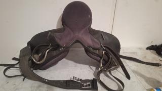 English Saddle