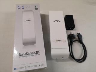 Ubiquiti NanoStation Wireless Bridge, M5 5GHz airMax 16dBi CPE Unit