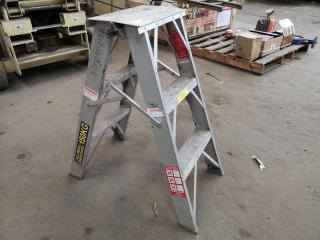 Ullrich Trade Rated 0.9m Aluminium Step Ladder