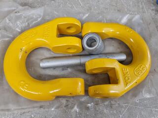 Large Hanmerlock Chain Connector by Yoke, New