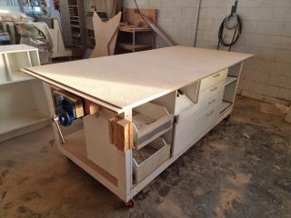 Large Mobile MDF/Plywood Workshop Workbench With Vice