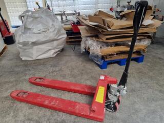 Qmax Pallet Jack Trolley