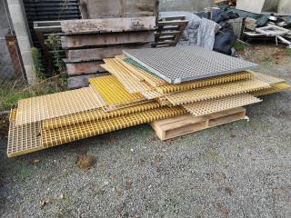 20x Assorted Industrial Fibreglass Grated Flooring Panels