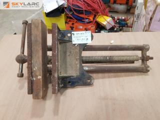 Record Timber Vise