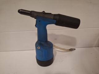 Pneumatic Rivet Gun