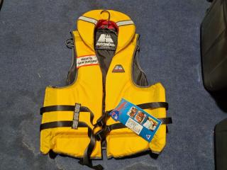 Hutchwilco Mariner Classic Adult Lifejacket, XXL, New