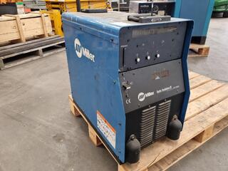 Miller Auto Invision II Robot Power Source