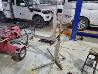 Automotive Stand