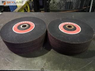 16x 230mm Metal Grinding Disks by Carborundum