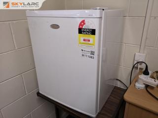 Haier 75L Bar Fridge Refrigerator