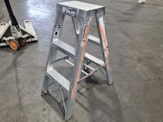 Bulldog Industrial Step Ladder, 0.9m Size