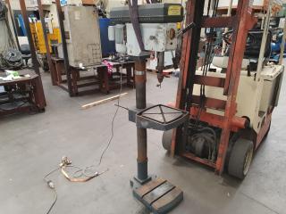 B25 Pedestal Drill 