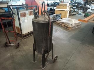 Large Sandblasting Pot