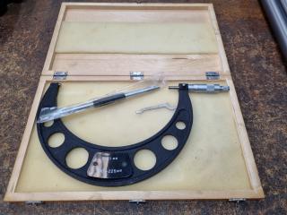 Outside Micrometer, 200-225mm Range