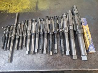 Lot of Adjustable Hand Reamers 