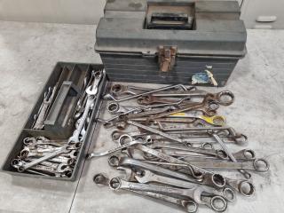 Assorted Combination Wrenches w/ Plastic Toolbox