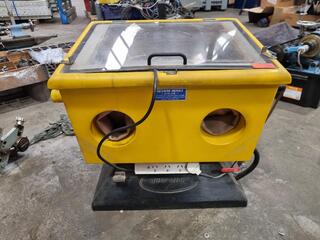 Rust Ripa Benchtop Sandblasting Cabinet