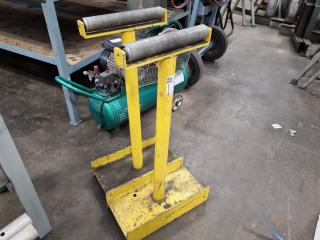 Pait of Workshop Material Support Stands