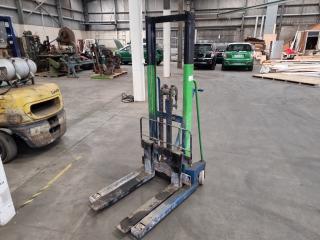 Manual Hand Stacker/Fork Lift