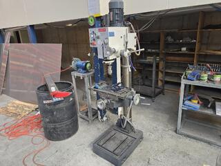 Luxcut GH-30 Geared Head Milling and Drilling Machine