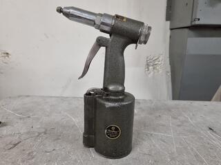 AmPro 3/16" Air Hydraulic Riviter A3706