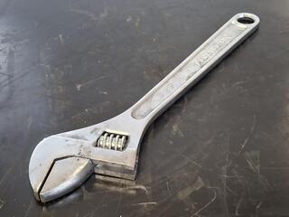 Powerbuilt 450mm Adjustable Spanner